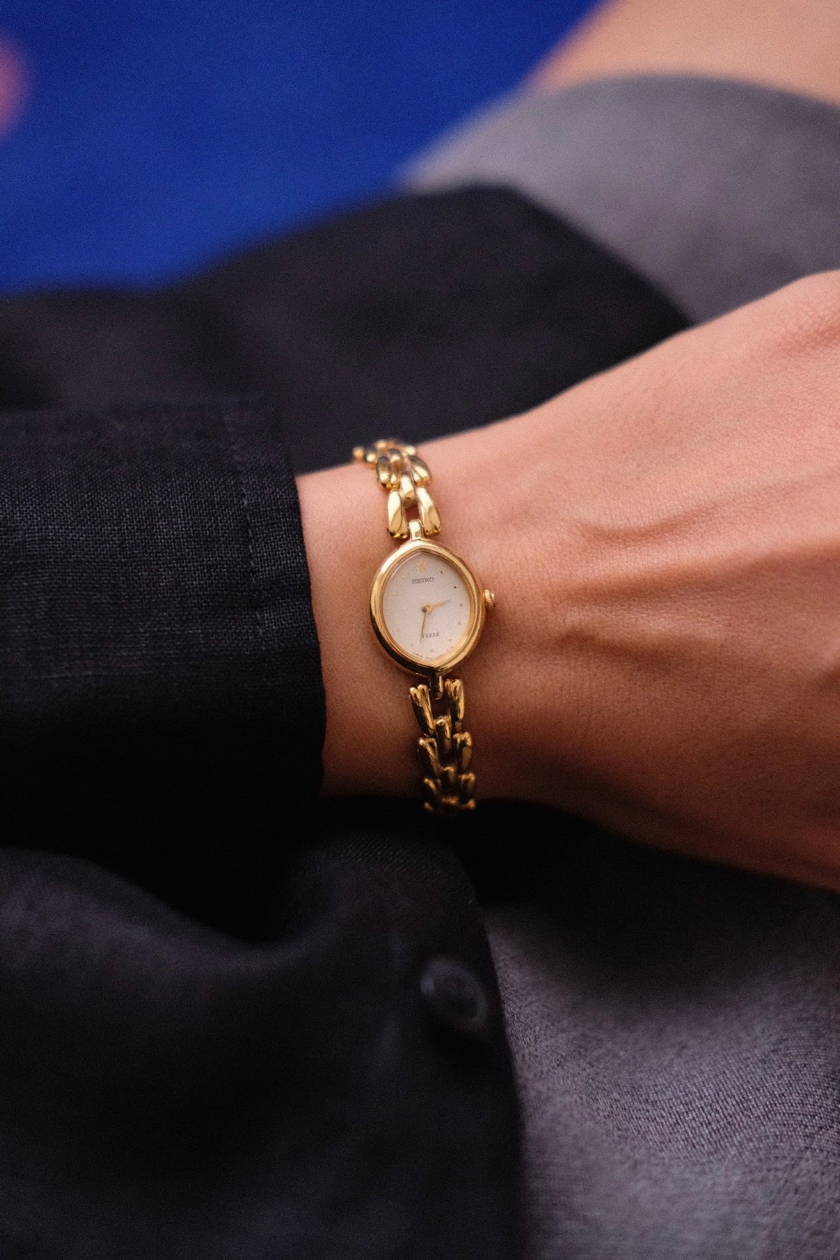Vintage Seiko Watch - Gold Oval Dial