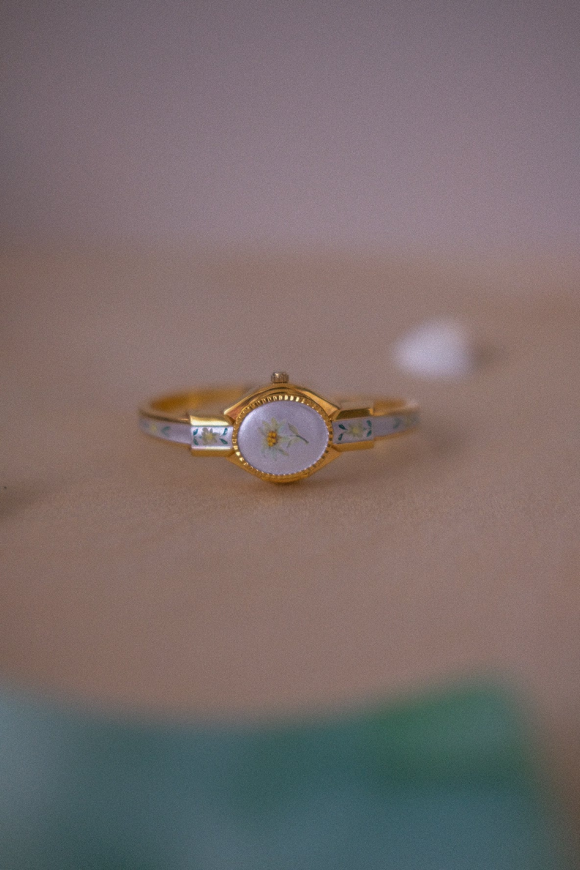 Vintage Peek-a-boo Bangle Watch - Pearl Oval
