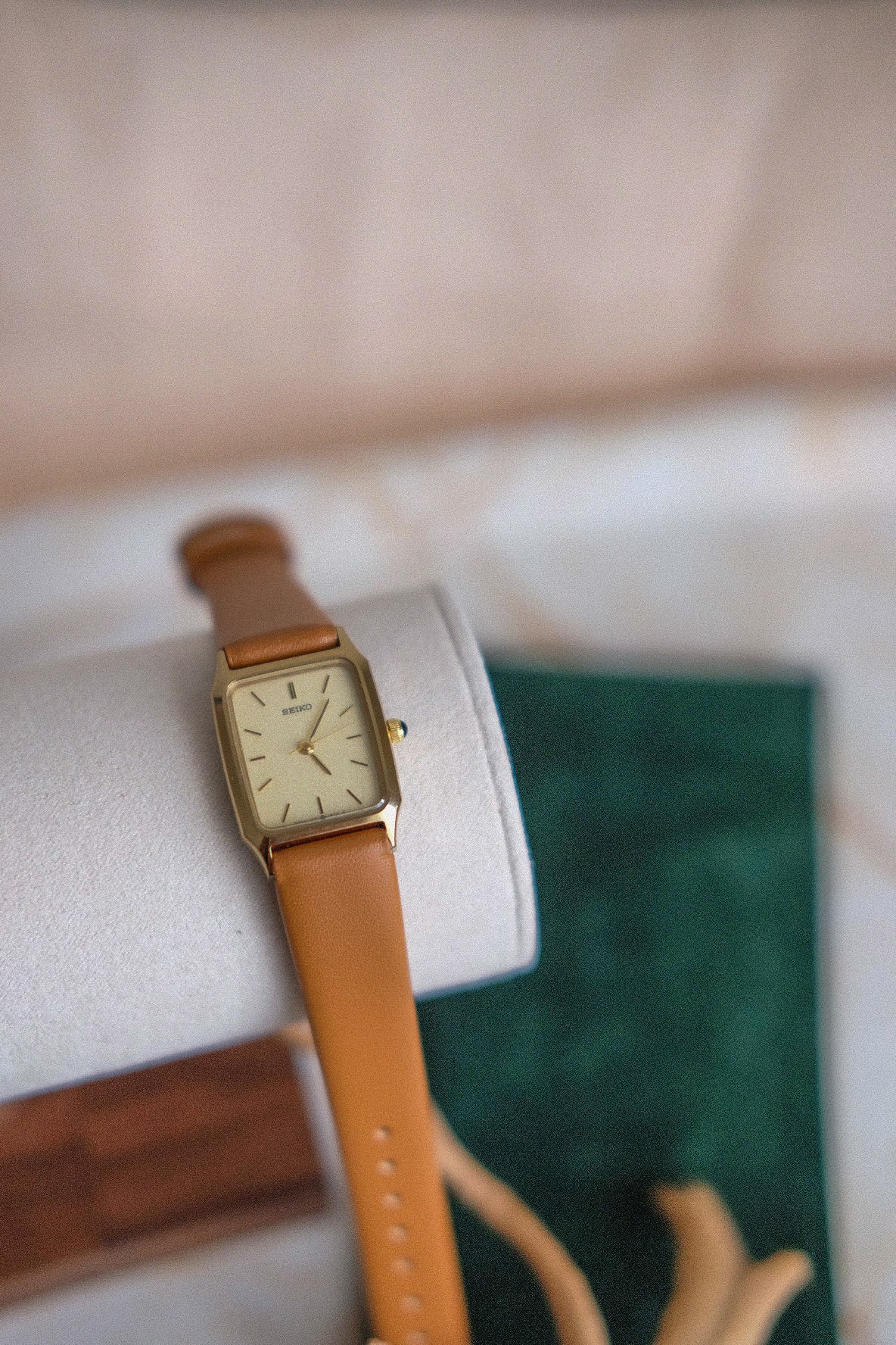 Vintage Seiko Watch - Tan Strap