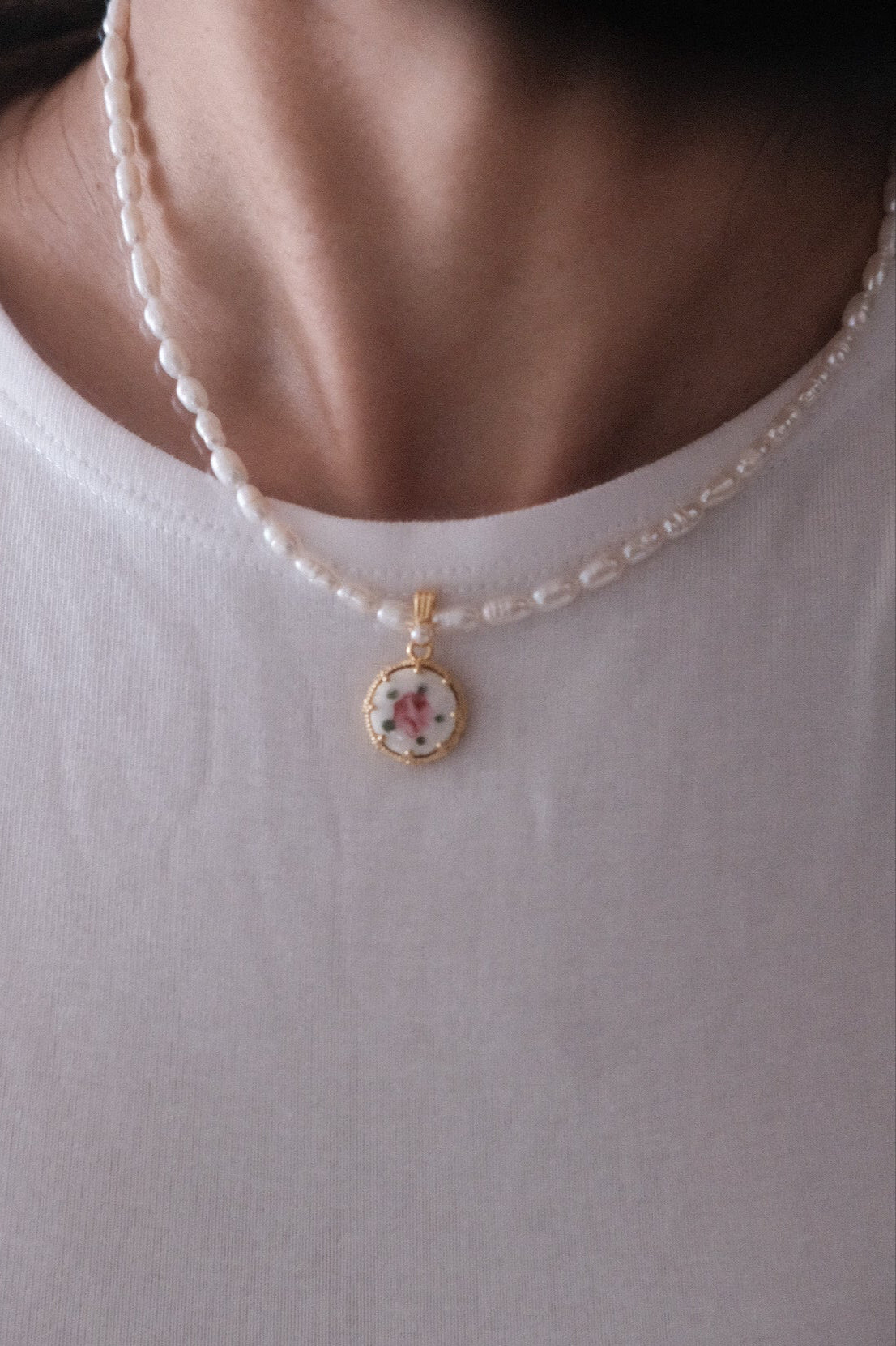 Vintage Circle Charm Necklace with freshwater pearls